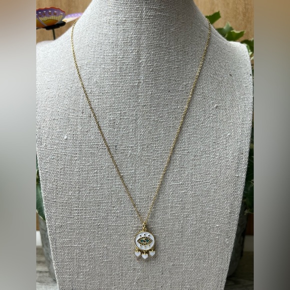 White & Gold Boho Chic Evil Eye Necklace - Delicate Cute Trendy Gold Necklace - Picture 4 of 7